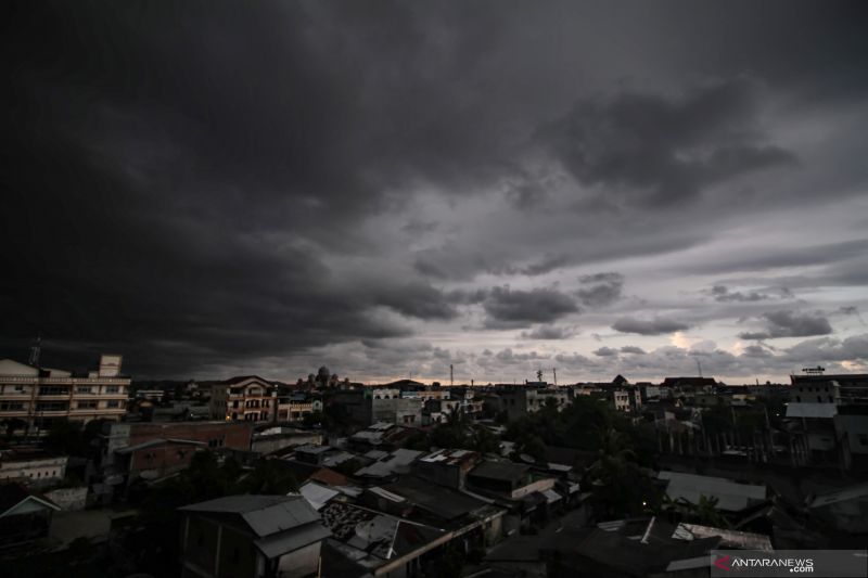 BMKG keluarkan peringatan hujan lebat di beberapa wilayah Indonesia