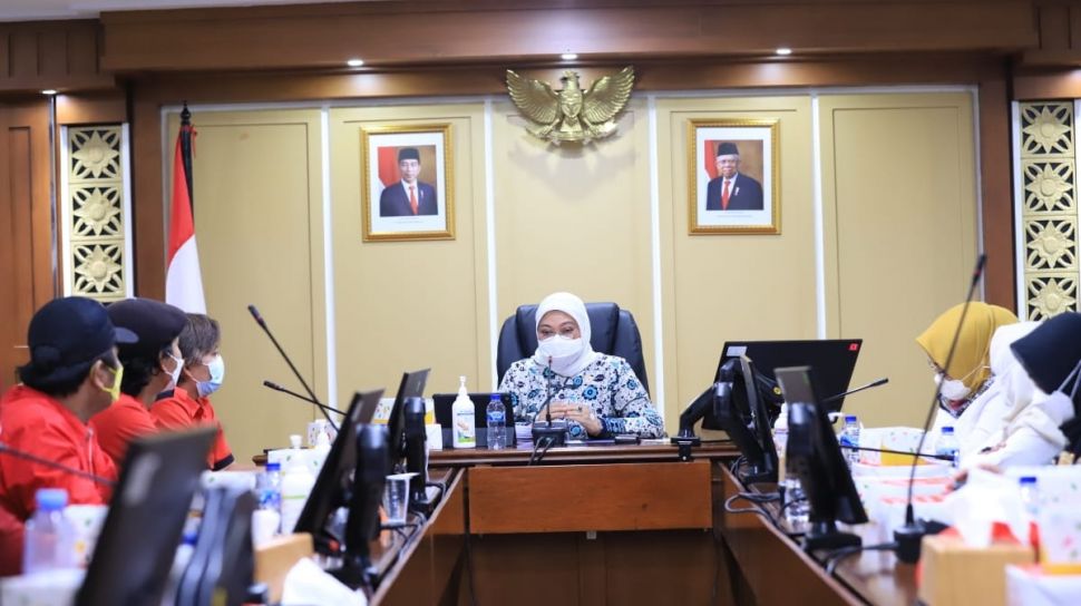Diminta Jokowi Sederhanakan Aturan JHT, Menaker Siap Revisi Permenaker