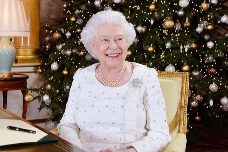 Ratu Inggris Elizabeth terjangkit COVID-19