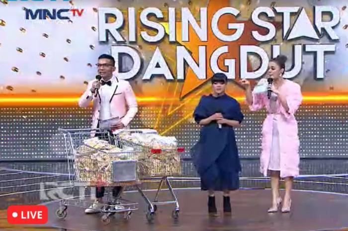 Iis Dahlia Borong 100 Bungkus Keripik Tempe Kontestan Rising Star Dangdut, Juri Langsung Berebutan