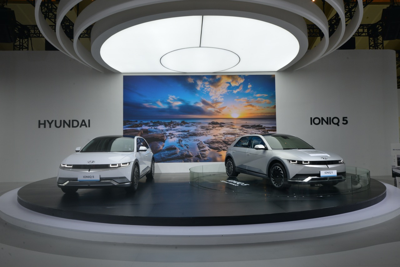 Moto Mobi | Hyundai Ngegas Pasokan Ioniq 5 Hingga Seribu Unit per Bulan