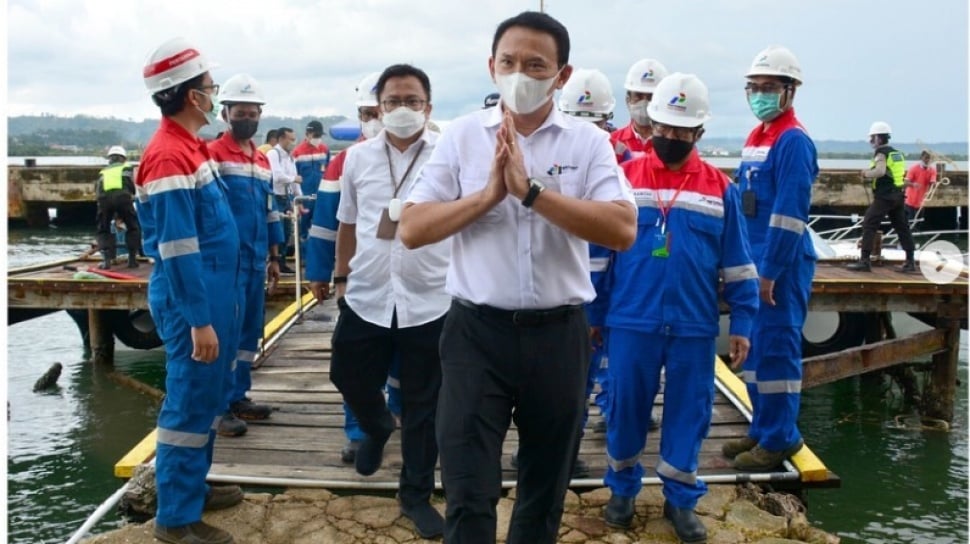 Dekat Jokowi Tapi Berani Pilih Ganjar-Mahfud daripada Gibran, Berapa Gaji Ahok di Pertamina?