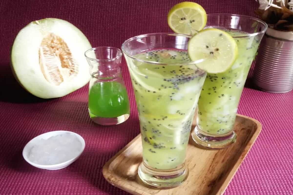 Cara Membuat Es Kuwut Melon Segar dengan Perasan Air Lemon