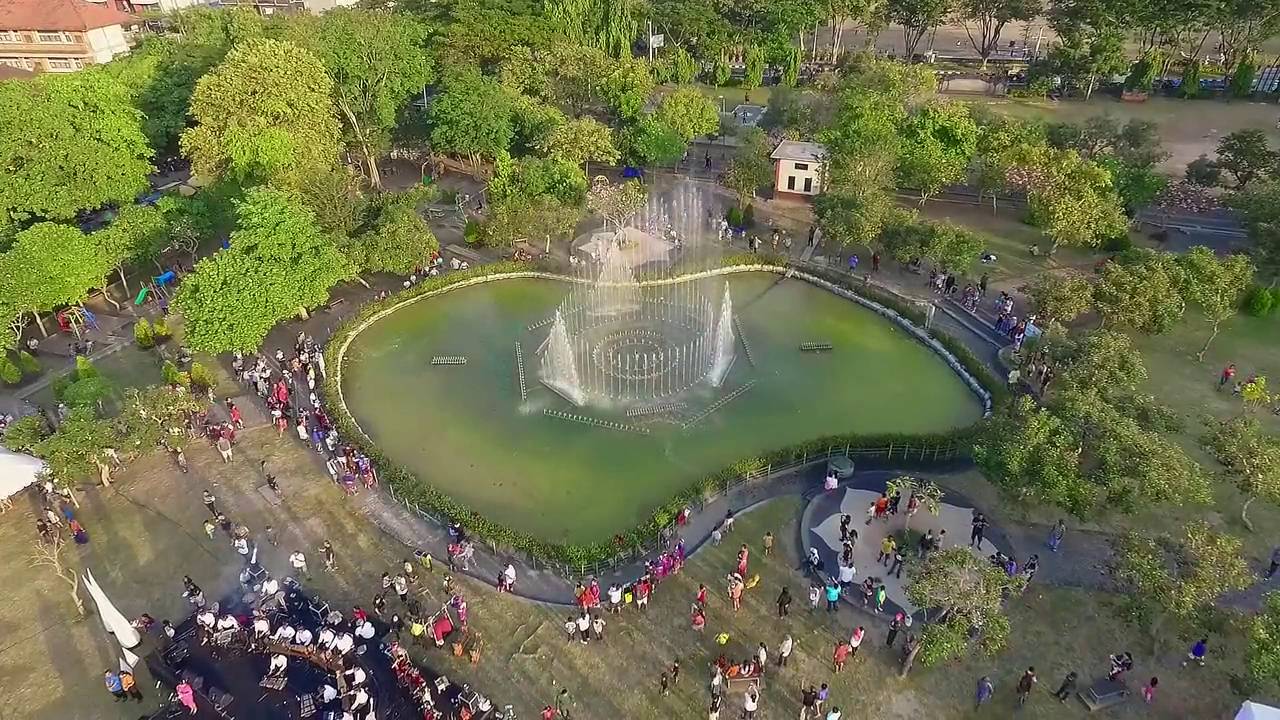 Melihat Lebih Dalam Keindahan & Fasilitas Taman Kota Lumintang